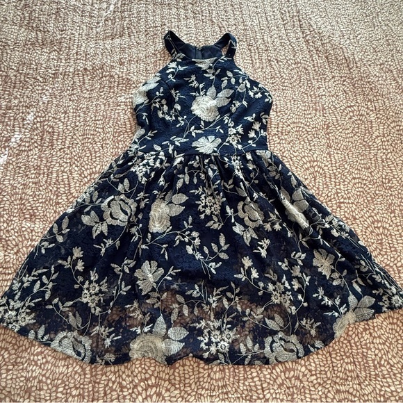 Altar'd State Dresses & Skirts - Altar'd State Navy and White Floral Midi Dress